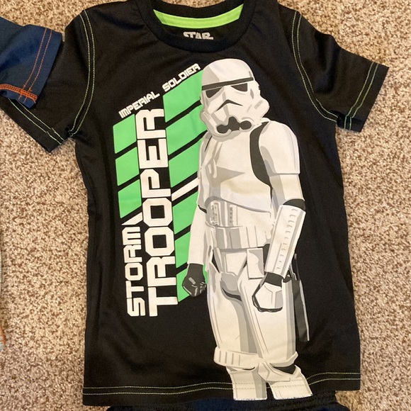 Star wars shirts size 6 with coordinating shorts. One Nike one under armor. - Picture 4 of 5